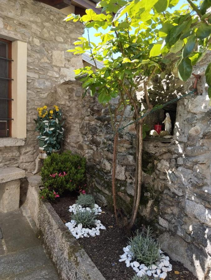 Casa Elisa Affittacamere Armeno Exterior photo